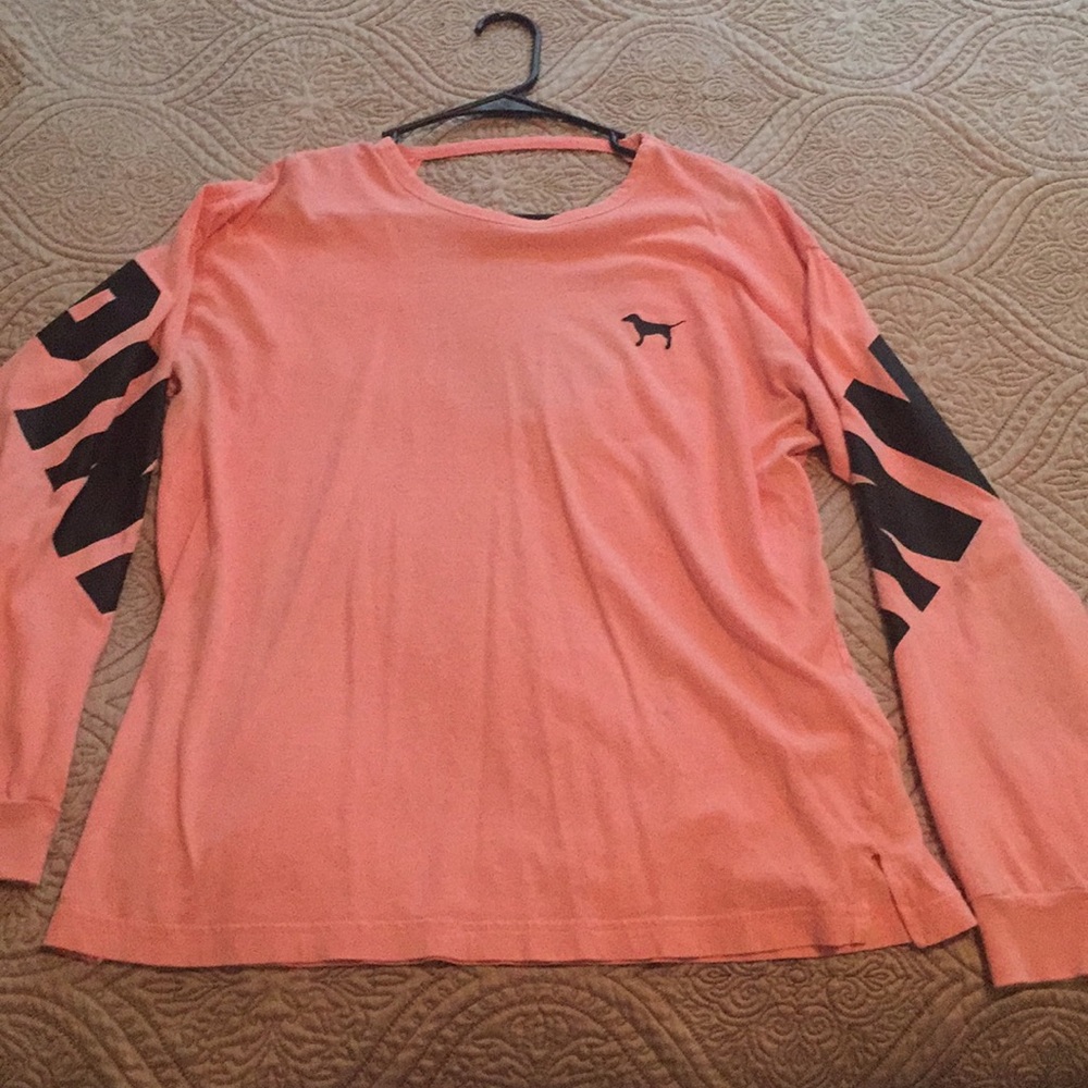 VS long sleeve shirt